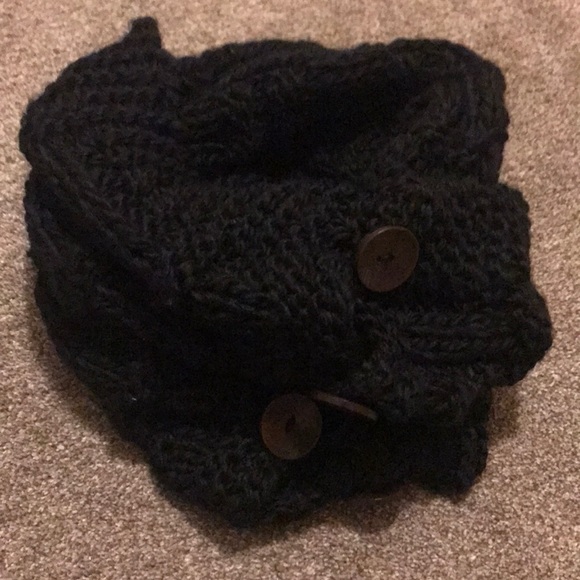 Accessories - chunky black oversized infinity scarf